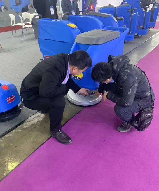 遂宁小型电动洗地机是否适合用于环卫保洁